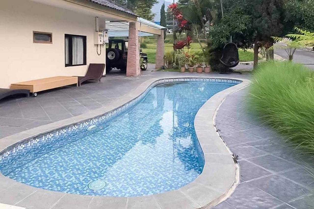 Reddoorz Plus At Panorama Villas Batu Batu  Dış mekan fotoğraf